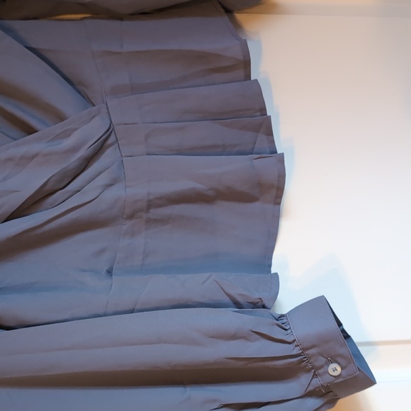 Express Blouse - Picture 2 of 5